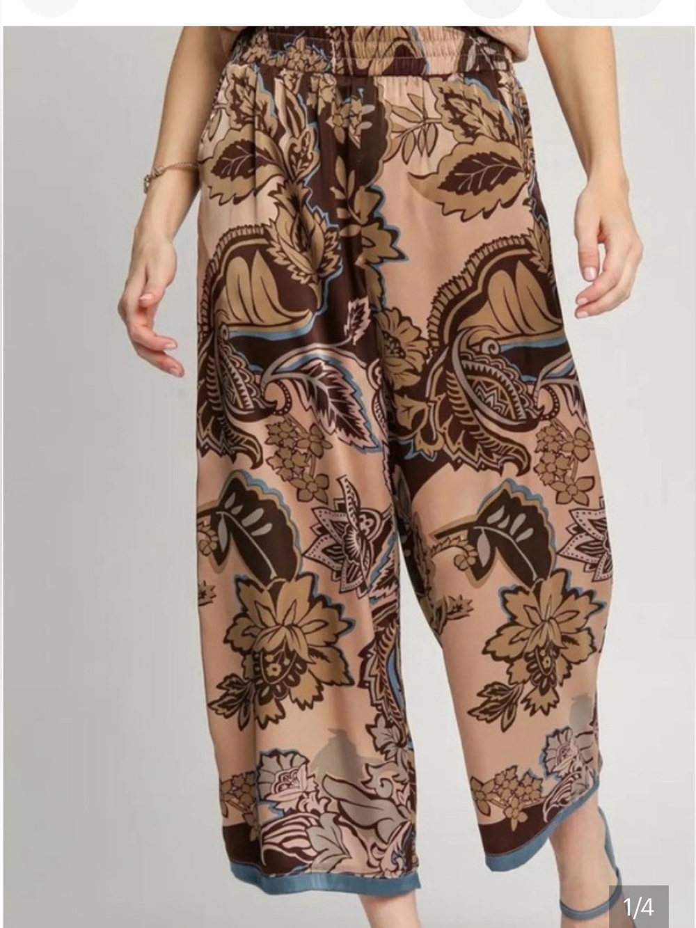 NWT Umgee Wide Leg Paisley Printed Palazzo Pants